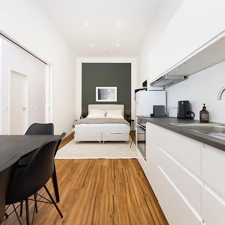 Nests - Modernes Mit Zwei Baedern Apartamento Berlim